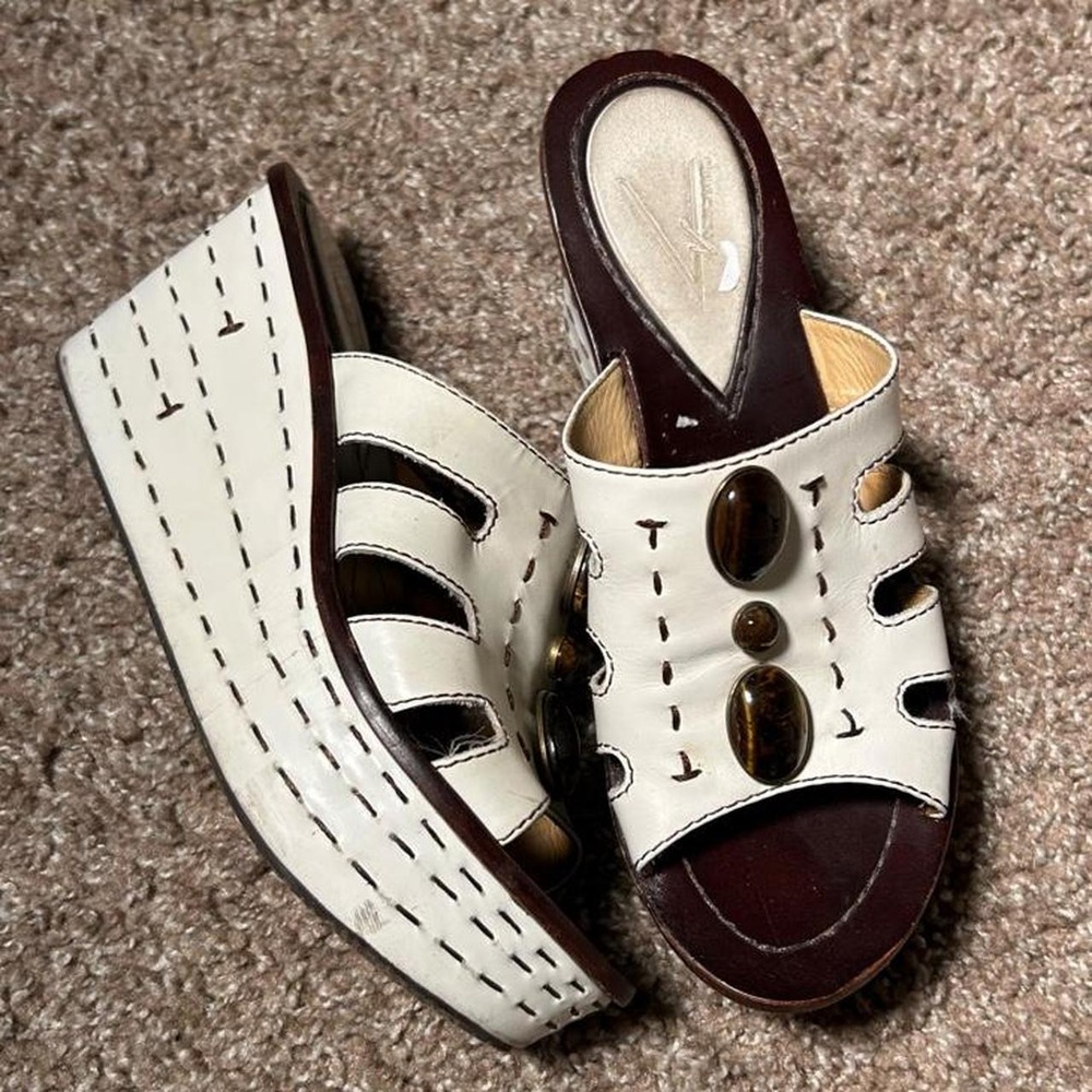 Vince Camuto White Leather Wedge Slide Sandals Boho Gem Embellished Womens 7